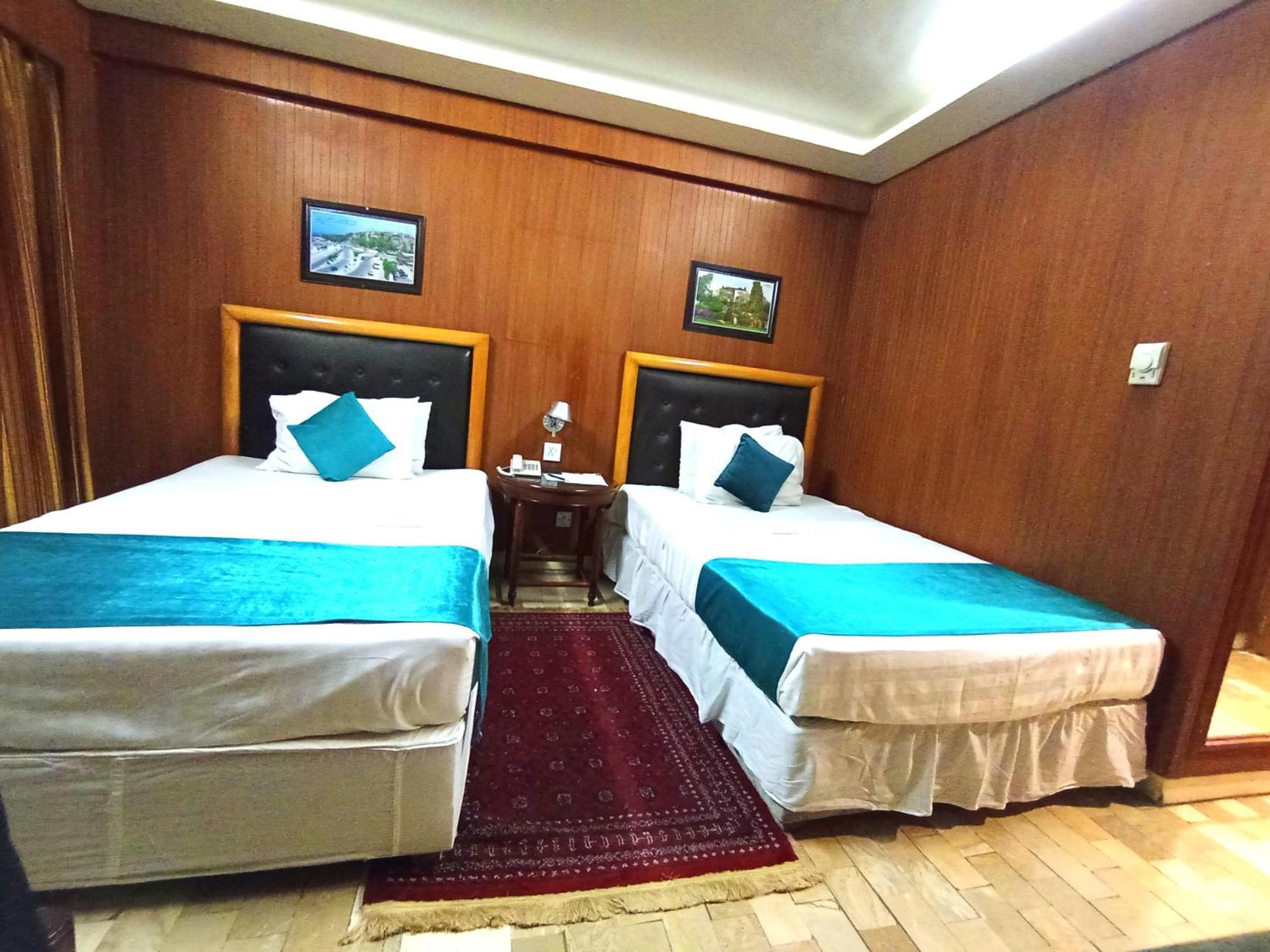 Hotel One Karachi Bagian luar foto